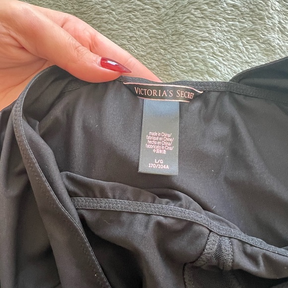 Victoria’s Secret Deep V Black Bodysuit - Picture 4 of 4